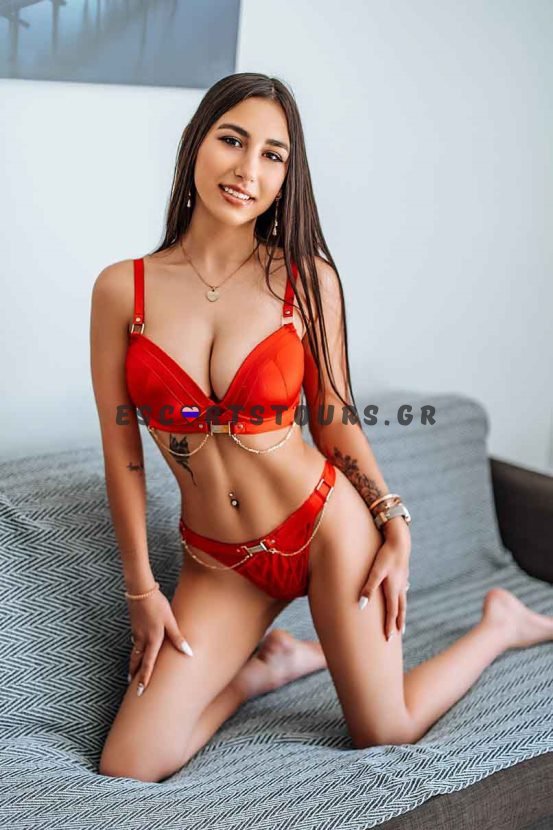 ESCORT AURELIA