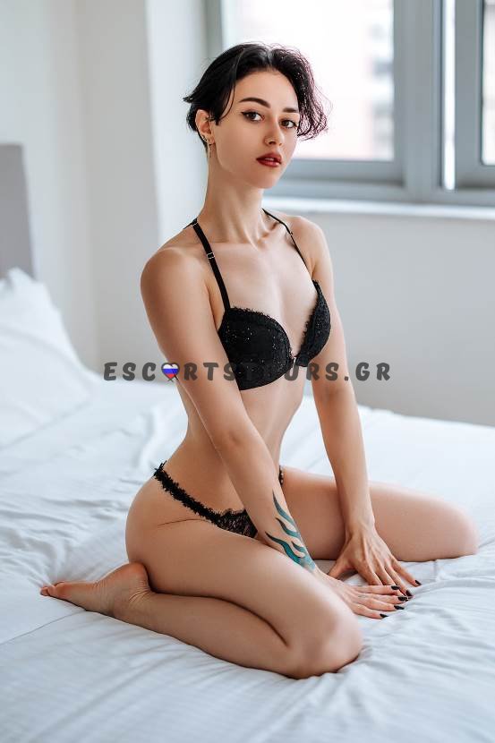 SENSUAL EROTIC SUPER SEXY CHOPPED TONGUE GOTH EMO VISITA CALLGIRL ESCORT IN ATHENS HANNA
