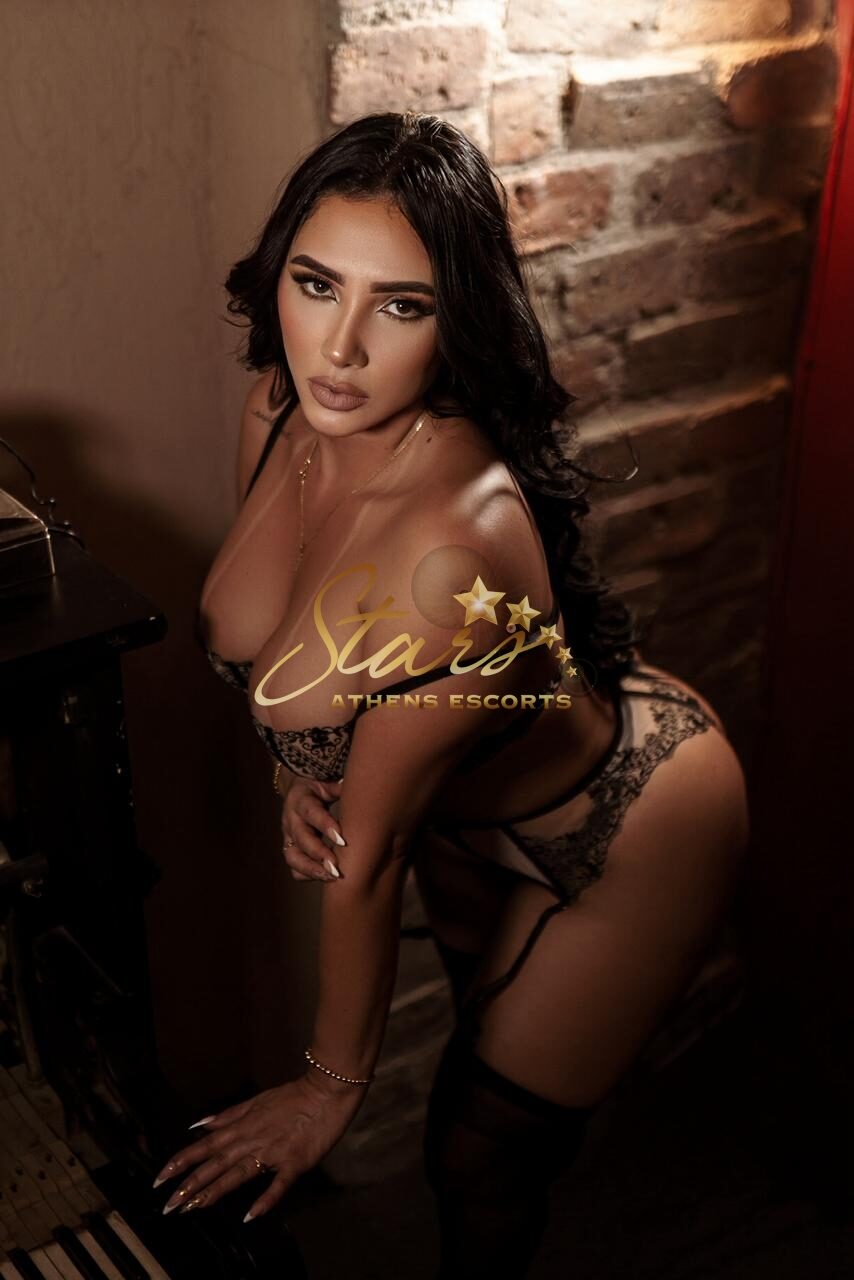 ATHENS ESCORT STARS ESCORT AMANDA